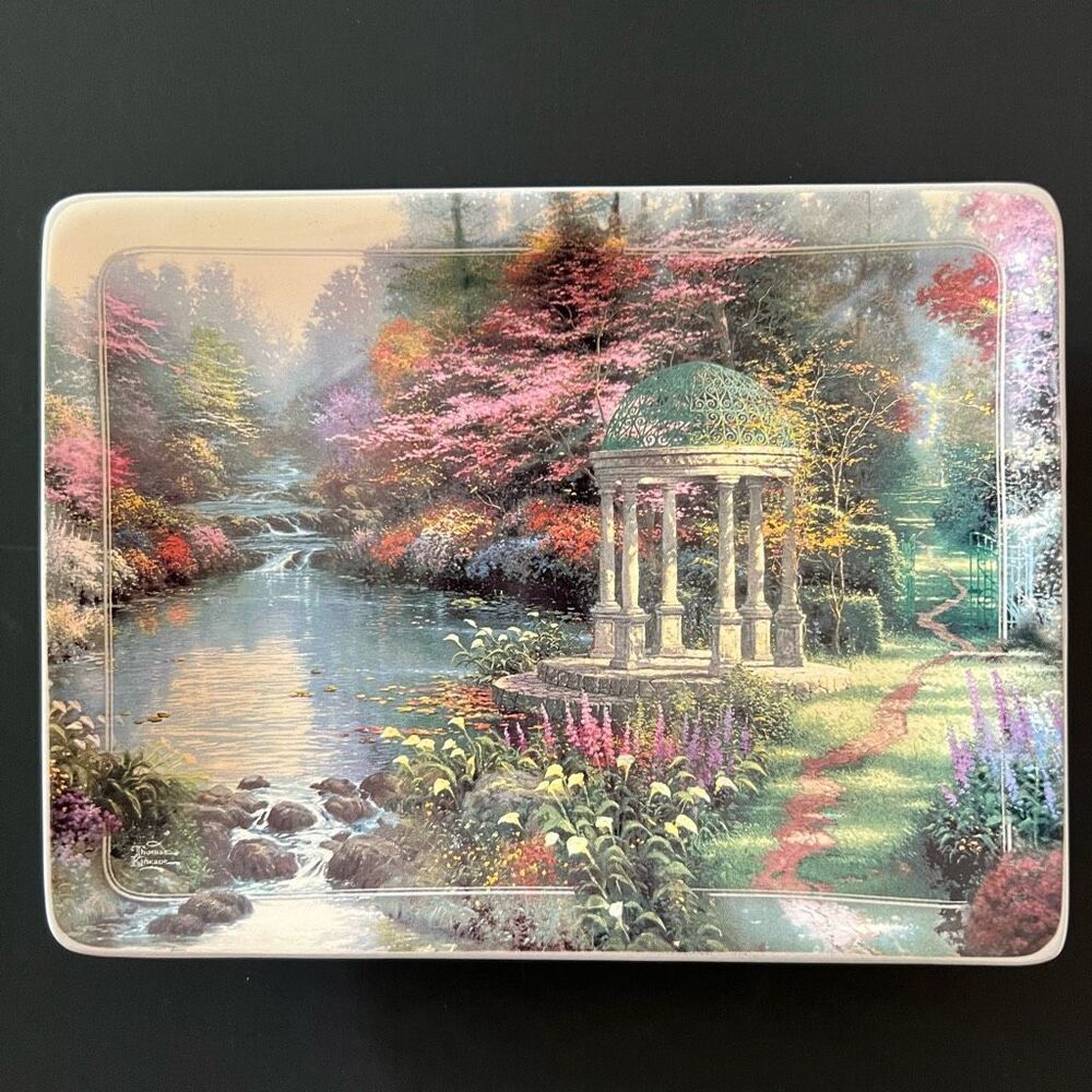 THOMAS KINKADE The Garden of Prayer Decorative Plate